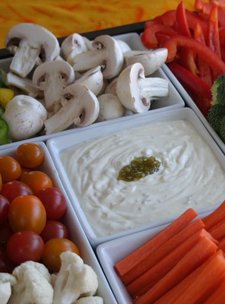 Recette - Crème sure aux fleurs d'ail - Trempette ou sauce à fondue - Le Petit Mas