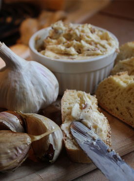 Recette de beurre à l'ail du Québec confit du Petit Mas  - Recette fleurs d'ail du Québec et ail du Québec Le Petit Mas