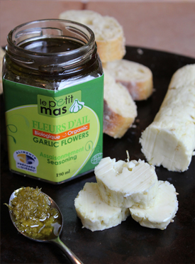Recette de beurre aux fleurs d'ail du Petit Mas  - Recette fleurs d'ail du Québec et ail du Québec Le Petit Mas